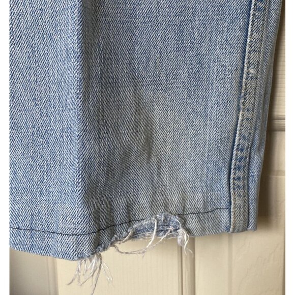 Levi's 505 Jeans 34x31 Men's Regular Fit Straight Leg Light Wash Red Tab Fraying - Picture 8 of 12